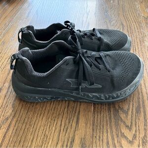 Altra Paradigm 4.5 Running Shoes all black womens 10
